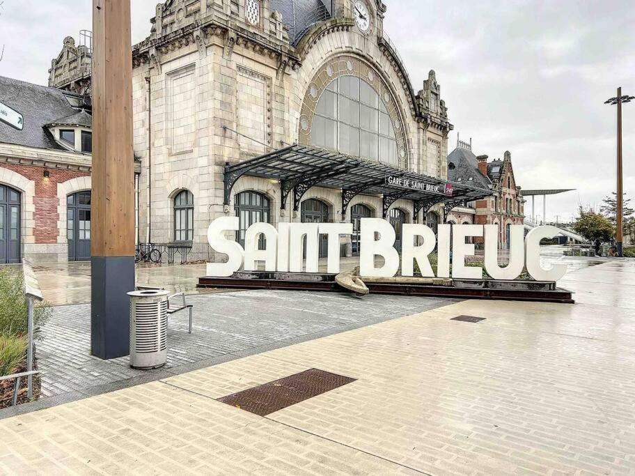 La Clef - Appartement Proche Centre Et Gare Saint-Brieuc Buitenkant foto